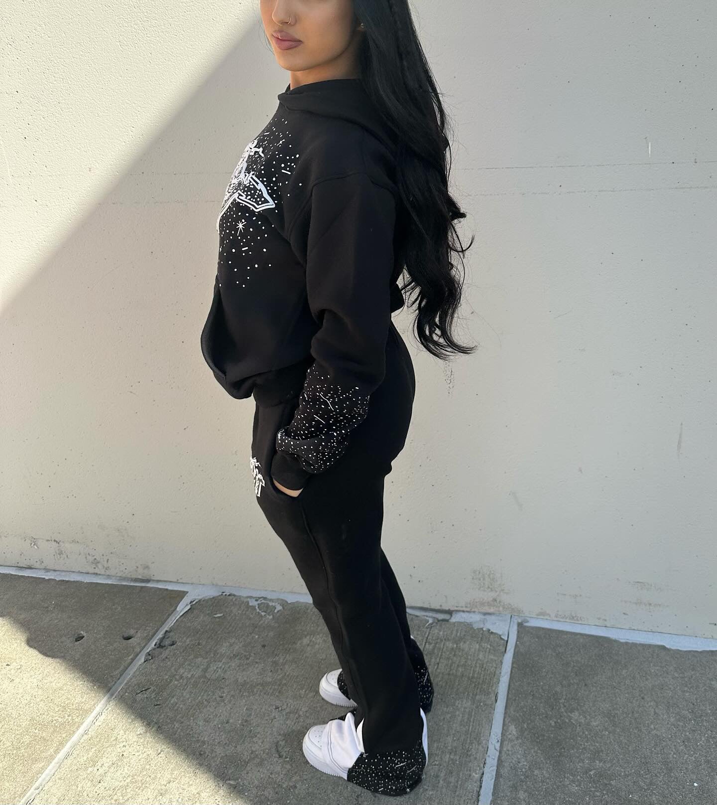 🌟 SWEATS (BLACK)